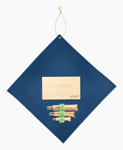 Opinel 5-teiliges Messerset, Edelstahlklingen, Holzgriff, inkl. Schneidebrett