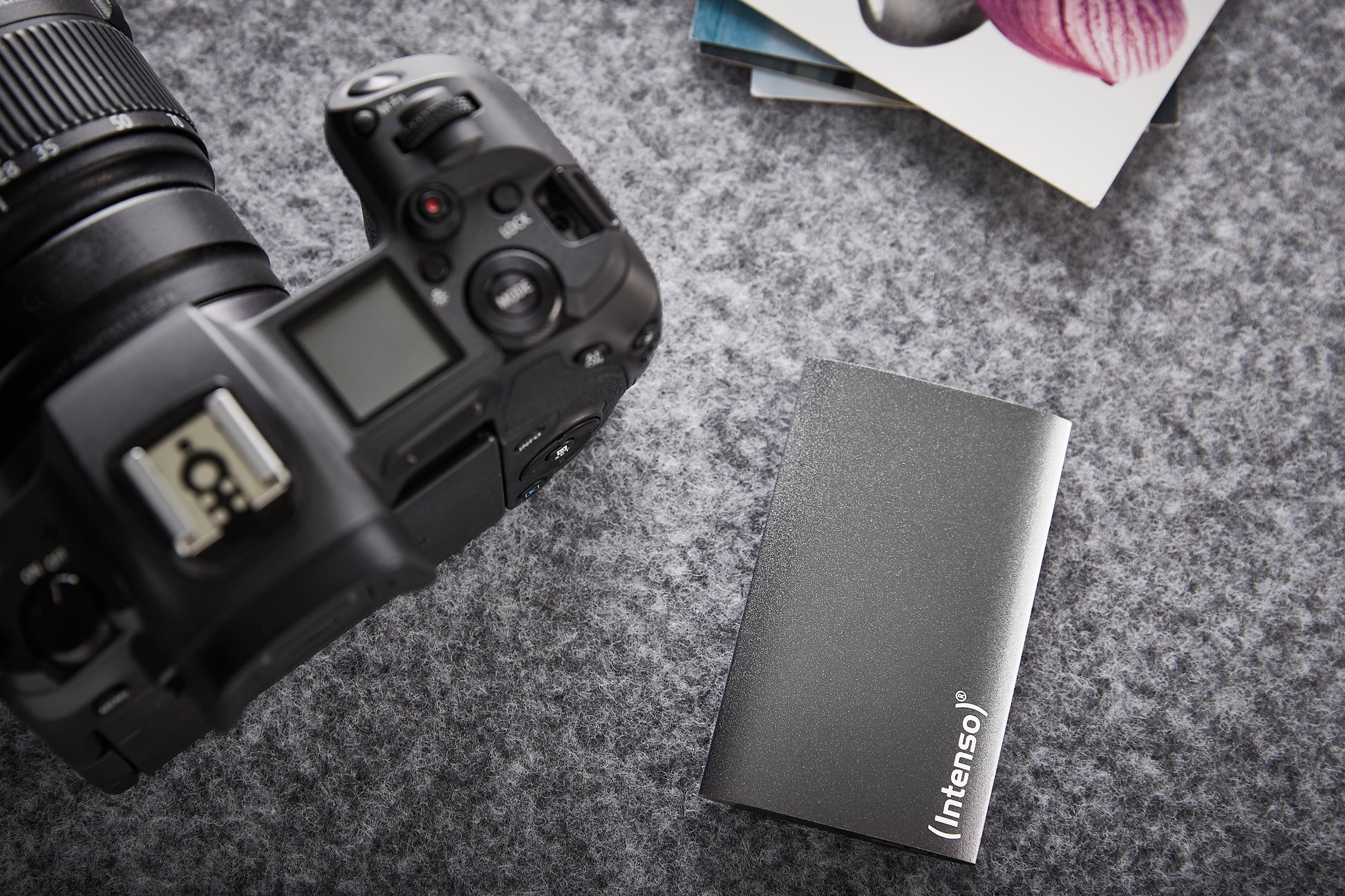 Intenso 3823440 – 1,8" Portable SSD, 256 GB, USB 3.2 Gen 1 (Micro-USB B), 320 MB/s Lesen, 100 MB/s Schreiben