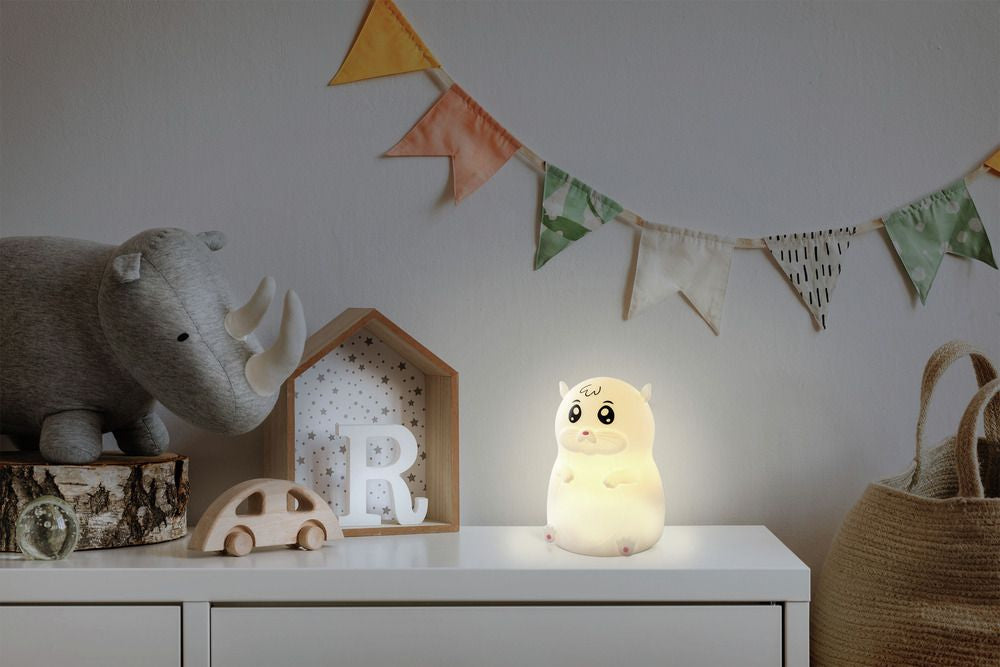 Ansmann Nachtlicht Hamster – 10 lm, mehrfarbig, Akku 4 h, IP20 – Weiss