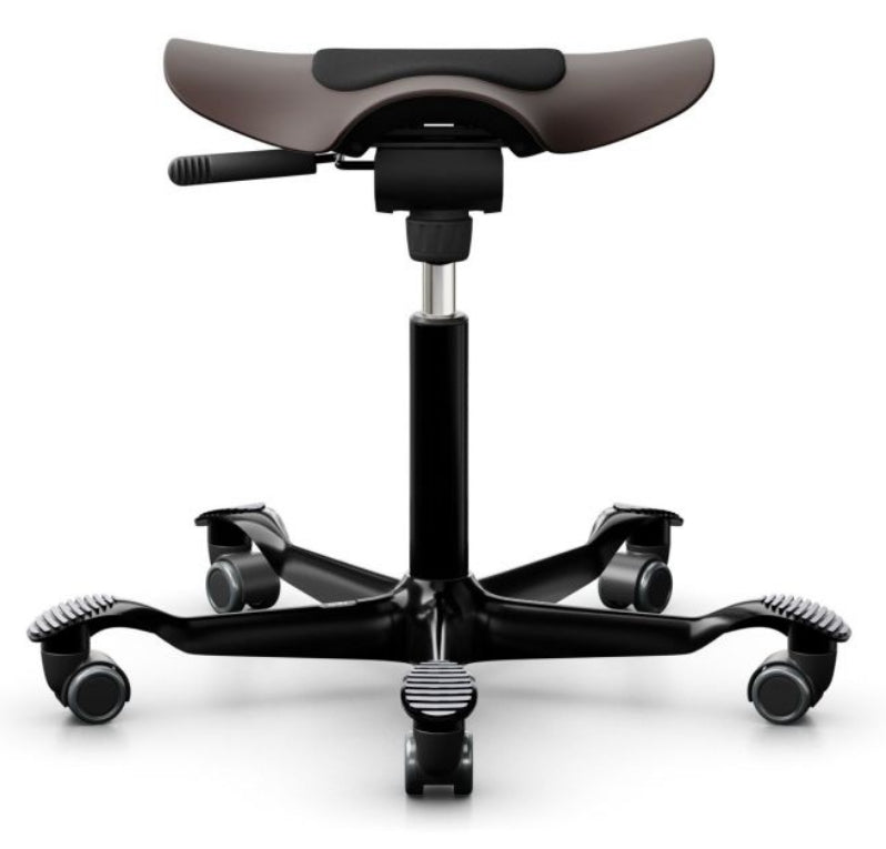 HÅG Hocker Capisco Puls 8001 – Sitzhöhe 45–62 cm, 110 kg, braun