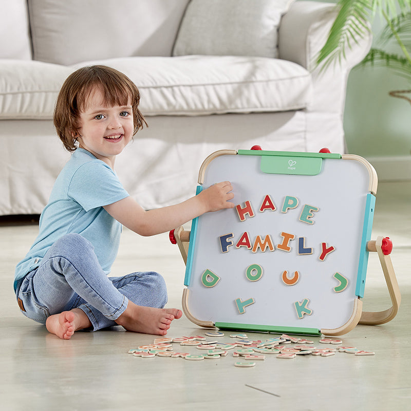 Hape Magnet-Set – Buchstaben, 70 Teile, ab 3 Jahren