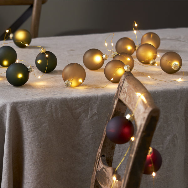 Star Trading Lichterkette – Starterset, 2,1 m, Warmweiss, Timer, Batteriebetrieb, Gold