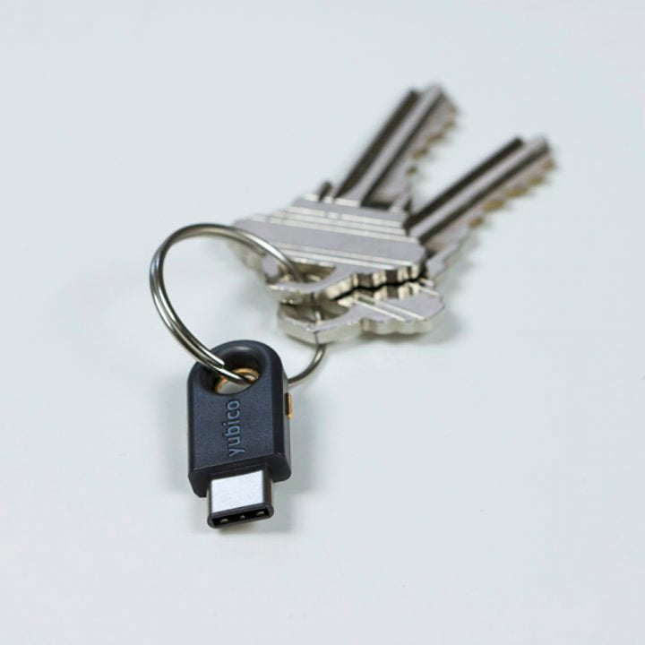 Yubico FIDO-HID-Gerät YubiKey 5C – für Windows, Mac OS, Linux, schwarz, IP68