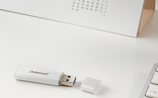 Intenso Alu Line 3×16 GB (3521473) – USB 2.0, Aluminium, Silber