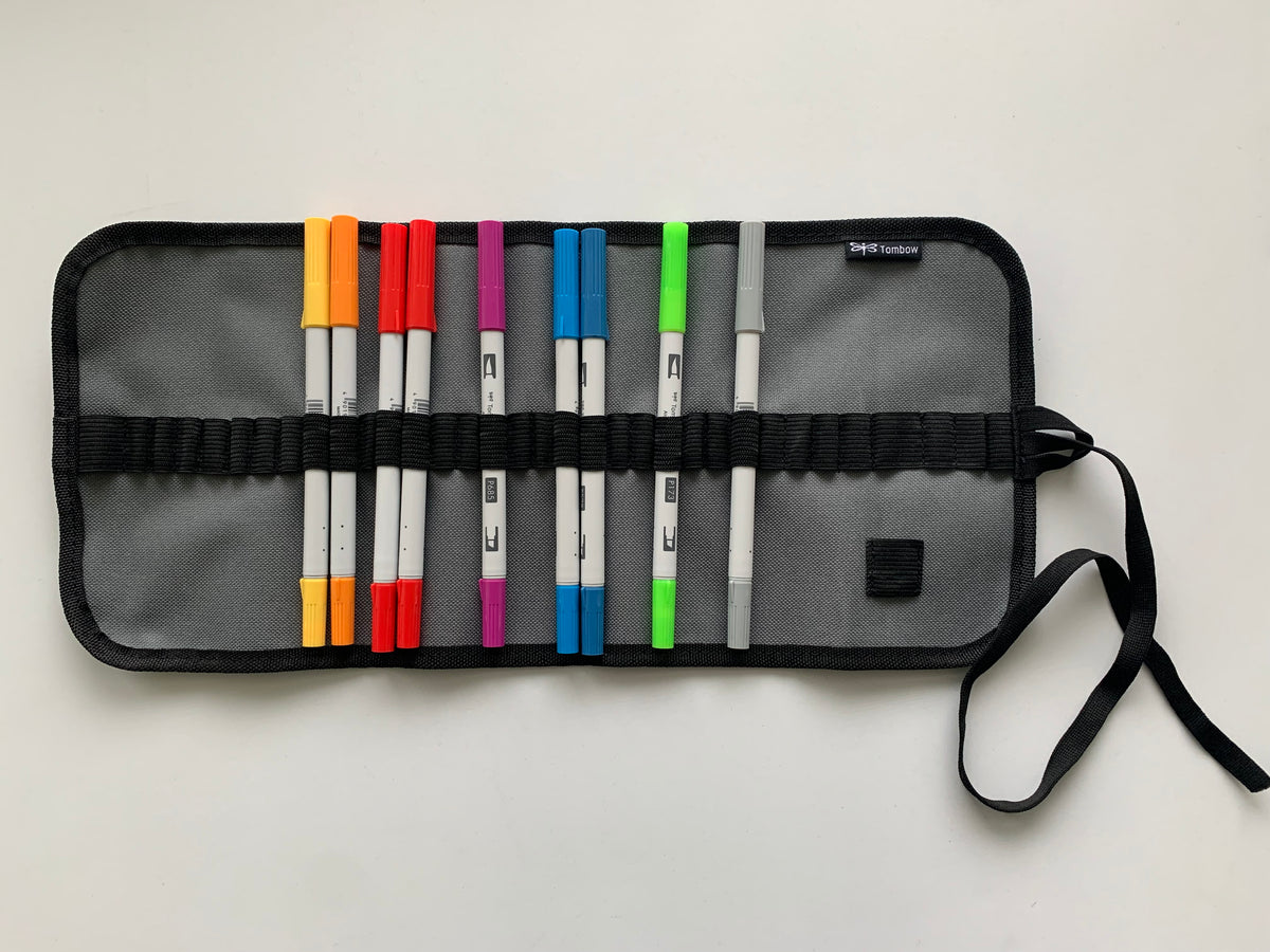 Tombow Rollerset Abt Pro – Stifterolle, Stoff, Grau, Platz für ca. 30 Stk., 21,5 × 1 × 33,5 cm