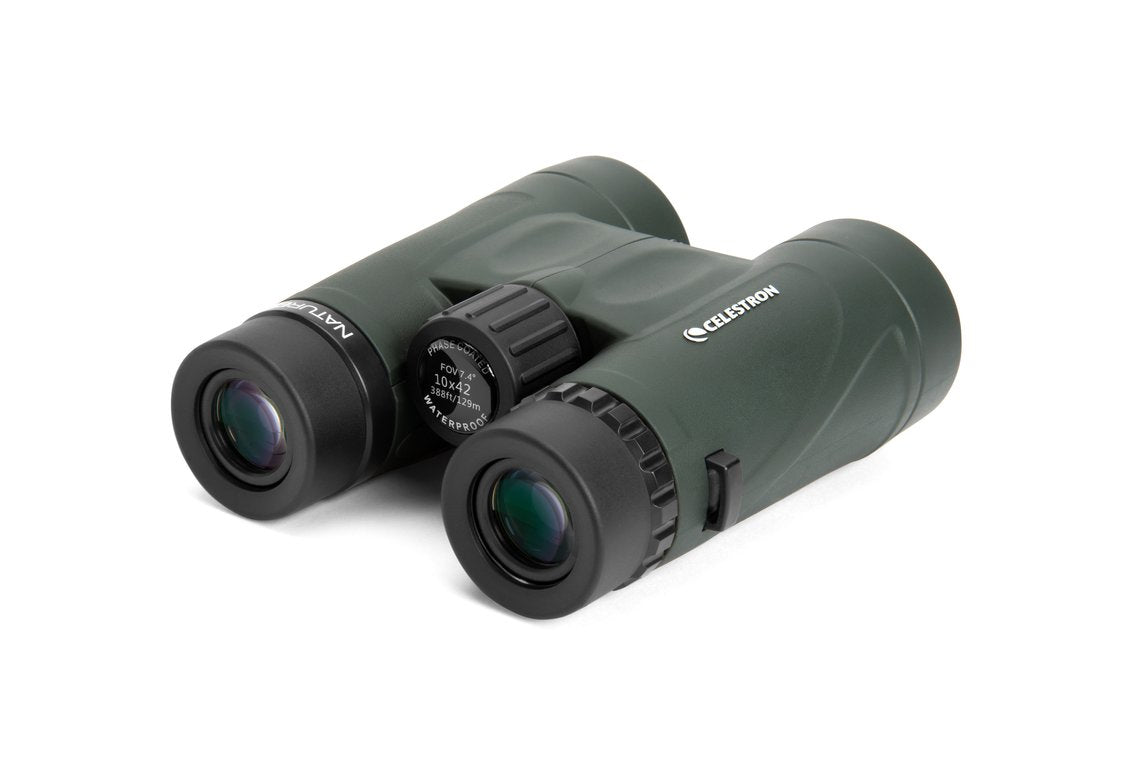 Celestron Nature DX 10×42 Fernglas – 10×, 42 mm Objektiv, BaK-4 Prismen, wasserdicht, grün