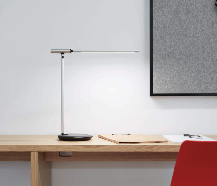 MAUL LED Tischleuchte Rubia Colour Vario – USB, dimmbar – 3000–6000 K – 340 lm 6 W – Silber, Aluminium