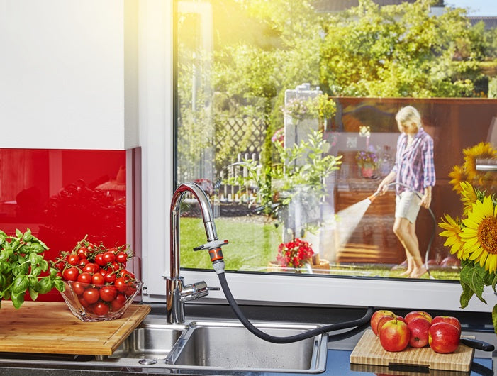 Gardena Hahnstück – Kunststoff, Schwarz/Chrom/Grau, für Indoor Wasserhähne E10