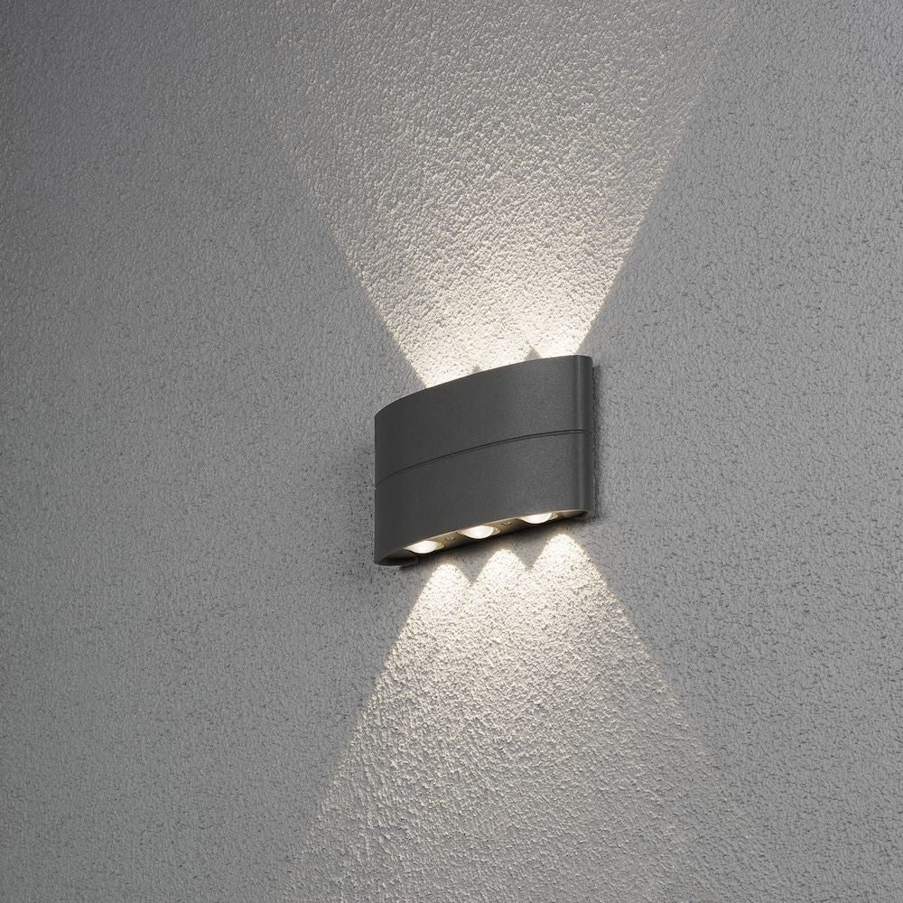 Konstsmide Aussenwandleuchte – 400 lm, 6 W – Warmweiss, 3000 K – IP54 – Netzbetrieb – Anthrazit, Aluminium