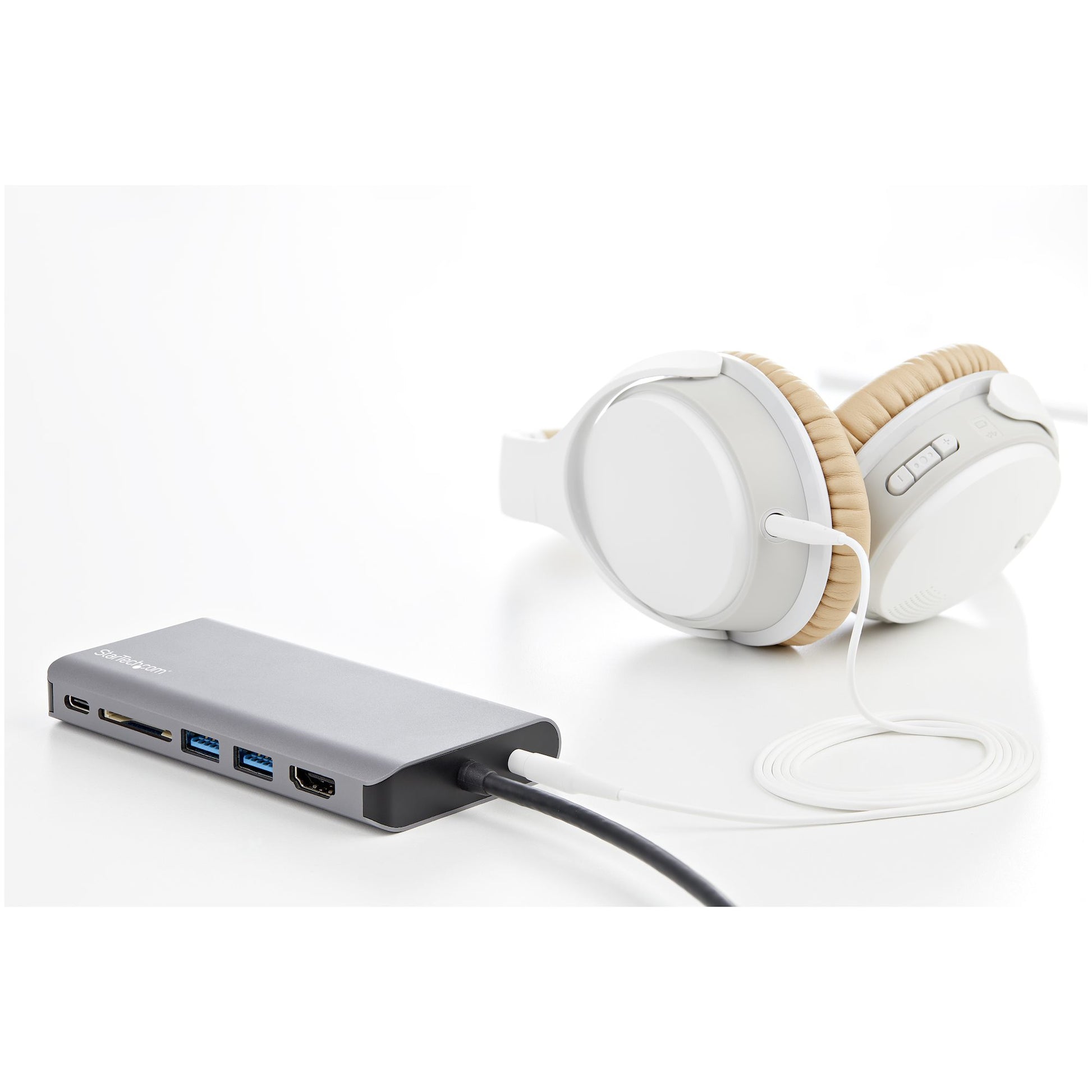 StarTech.com Multiport-Adapter – USB-C, 1× HDMI, 1× VGA, 2× USB-A, 100 W PD, GbE, für Windows/Mac/ChromeOS