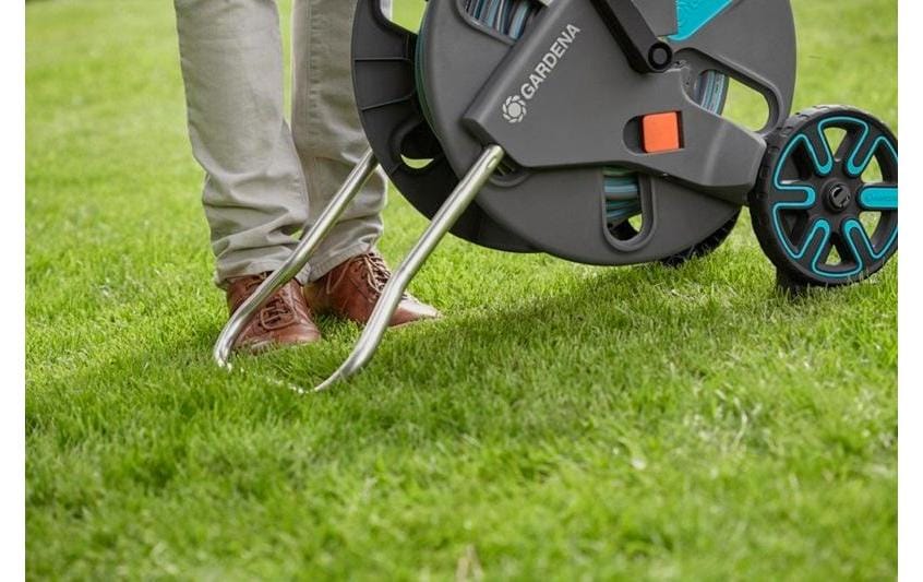 Gardena AquaRoll L Easy Schlauchwagen 100 m – manuell, mit 2 Rädern, schwarz/türkis, für 13/15/19 mm Schläuche