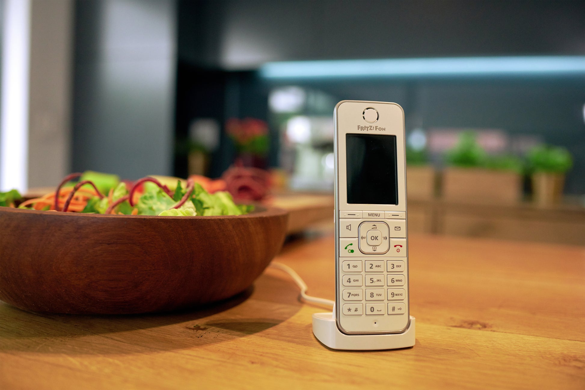 FRITZ! AVM FRITZFon C6 – DECT-Telefon nur Mobilteil, mit Anrufbeantworter, Freisprechen, für FRITZBox/DECT-Basisstation, weiss