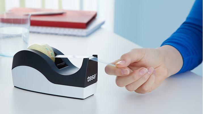 tesa Tischabroller Easy Cut – für Rollenbreite bis 19 mm, für Bandlänge bis 33 m, Metallmesser, rutschfest