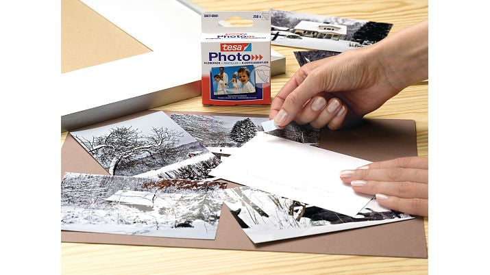 TESA Foto Klebepads – permanent, weiss, doppelseitig, 250 Stk.