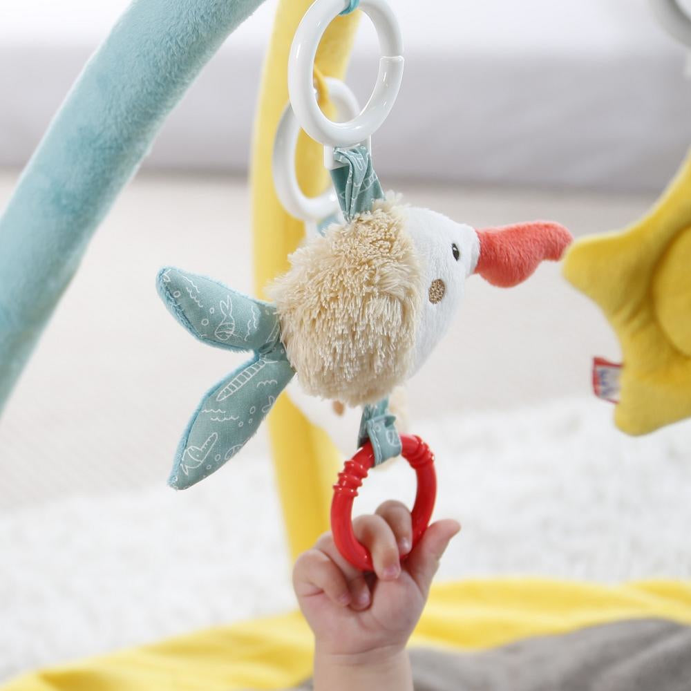 Fehn Krabbeldecke mit Spielbogen Bär Bruno – 85 × 85 cm – 5 Stofftiere, Spiegel – mehrfarbig