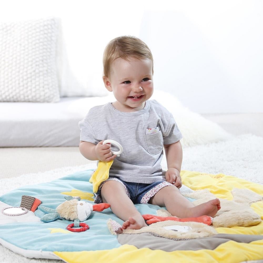 Fehn Krabbeldecke mit Spielbogen Bär Bruno – 85 × 85 cm – 5 Stofftiere, Spiegel – mehrfarbig