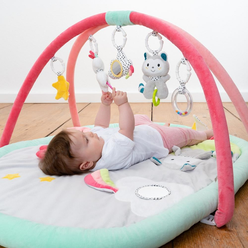 Fehn Krabbeldecke mit Spielbogen Einhorn & Katze – 105 × 85 cm – ab 0 Jahren – Plüsch – Mehrfarbig