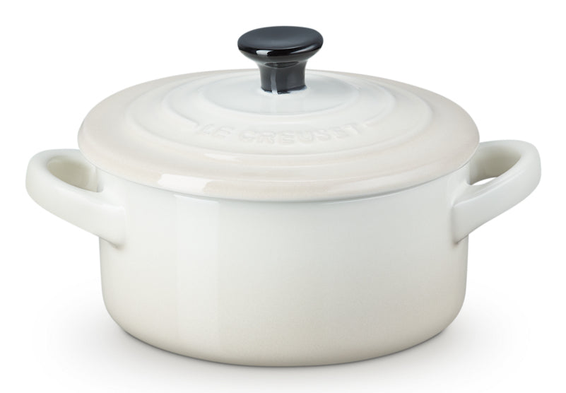Le Creuset Mini-Kasserolle Petite Kasserolle – 250 ml, 13,8 × 4,4 × 8,1 cm, Steingut/Emaille, Weiss, mit Deckel