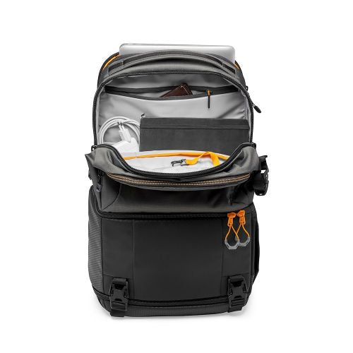 Lowepro Rucksack Fastpack BP 250 AW III – 315 × 540 × 200 mm – 20,5 l, grau, Regenhülle