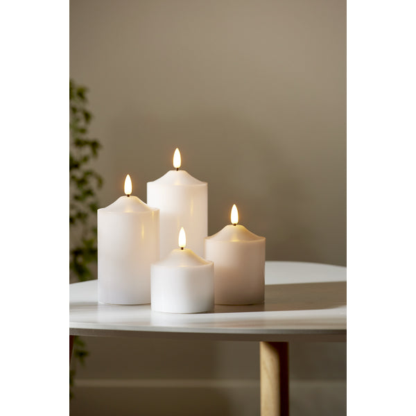 Star Trading LED-Echtwachskerze – Ø 7,5 × 17 cm – Wachs, Weiss, mit Timer