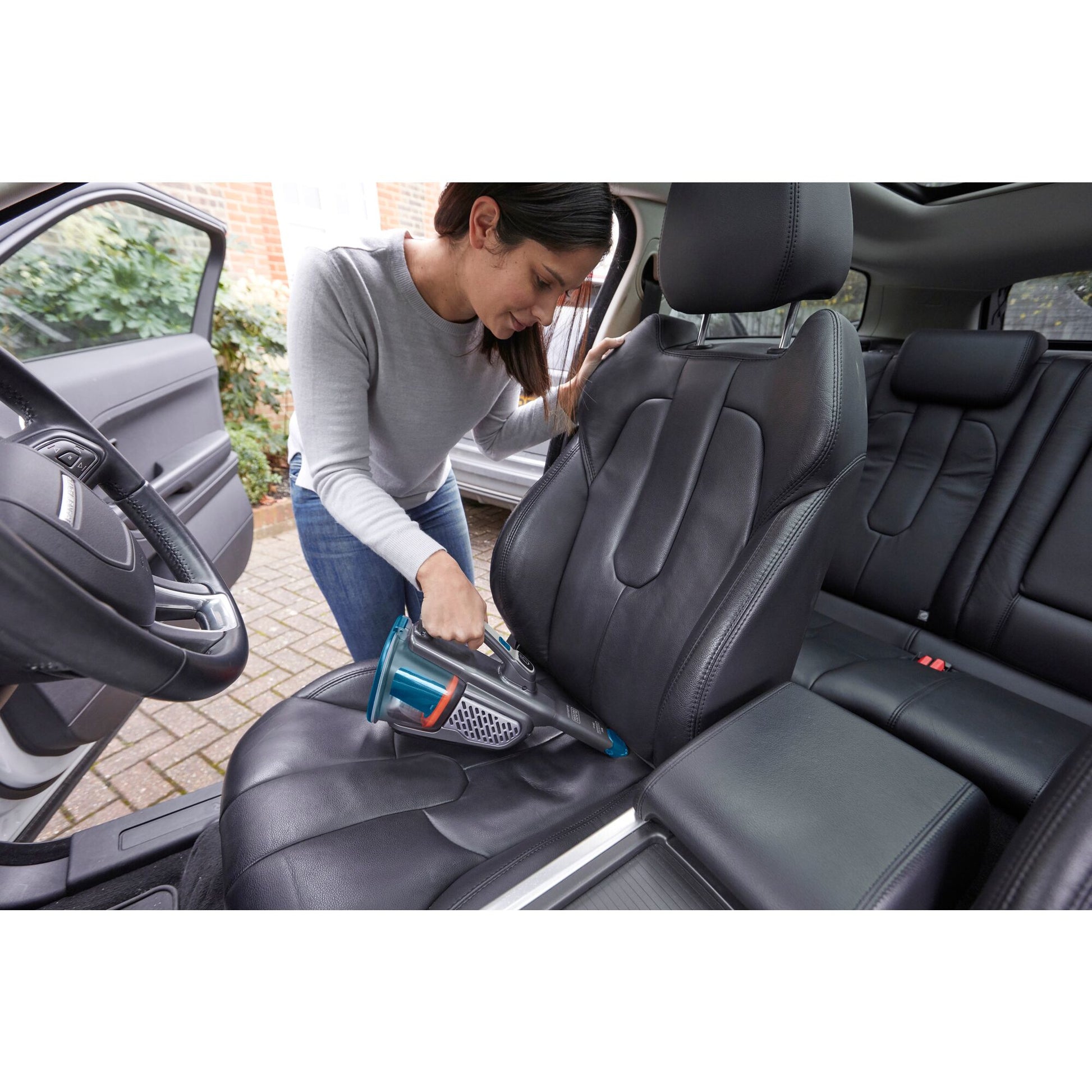 Black & Decker BLACK+DECKER Akkustaubsauger – 2000 mAh, 0,7 l, Akkubetrieb, 2 Stufen