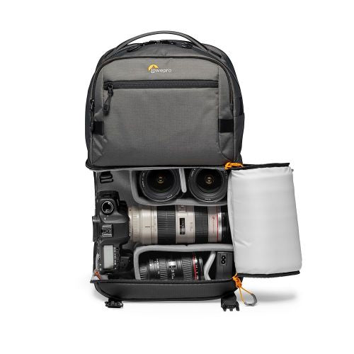 Lowepro Kamerarucksack Fastpack PRO BP 250 AW III – 25 l, grau – Regenhülle – für Systemkameras