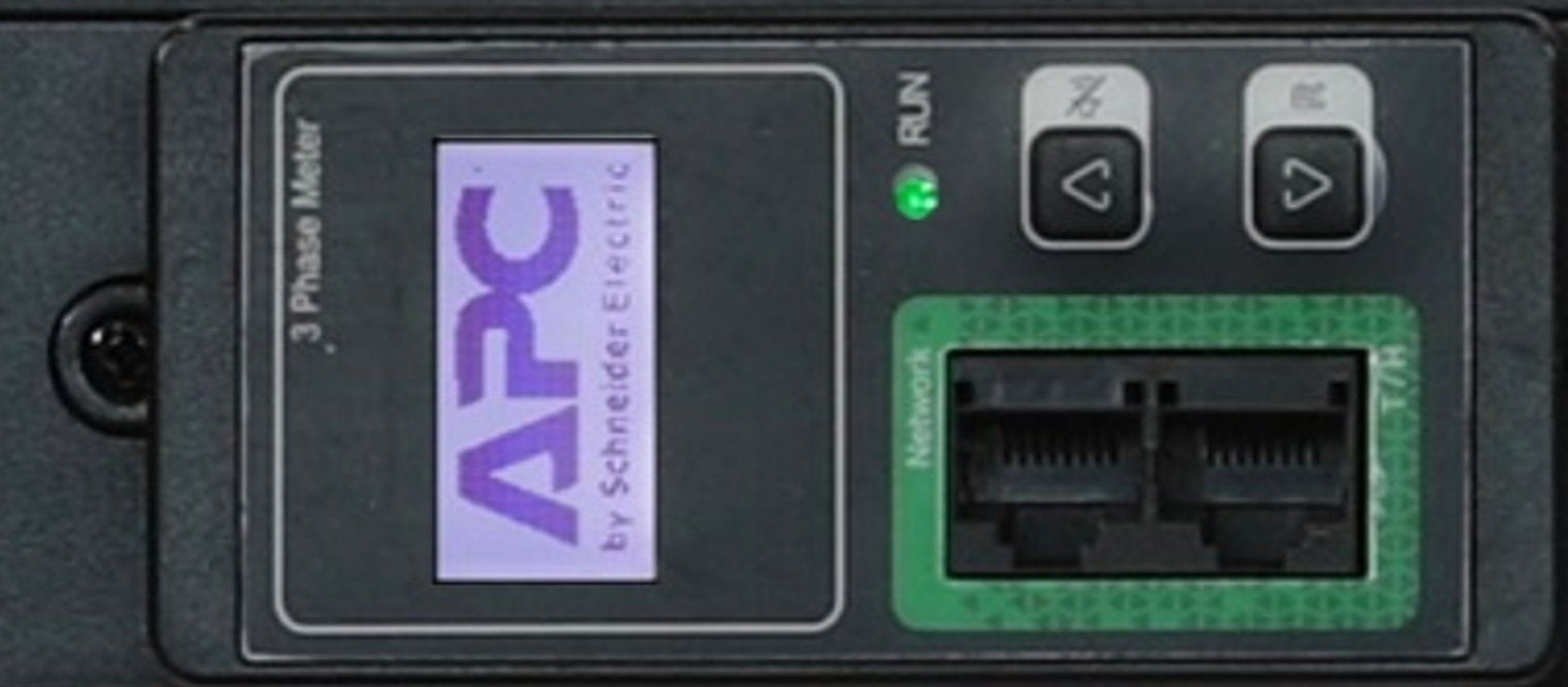 APC Easy Rack PDU Metered 0U, 3-phasig 11 kW, 42×C13/C19, IEC60309 16 A, 62×44×1506 mm – schwarz