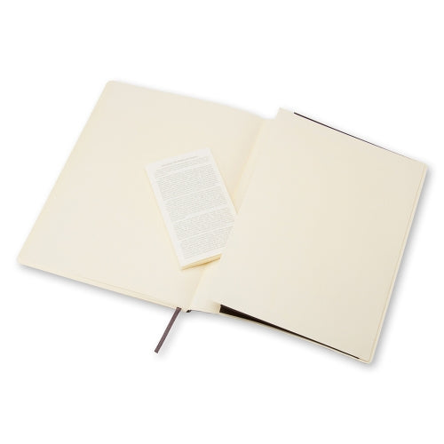 Moleskine Notizbuch, 190 × 250 mm, kariert, Fadenheftung, Softcover, 192 Seiten, 70 g/m² – schwarz