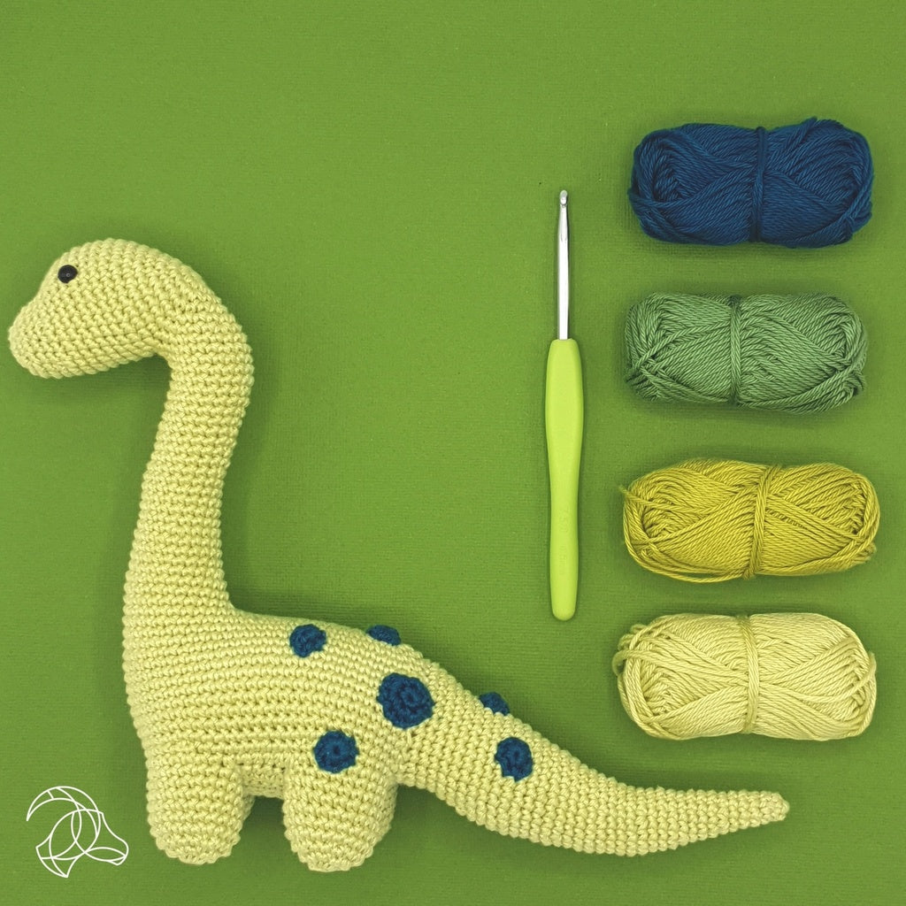 Hardicraft HC-40SM08 Häkelset Dino Brontosaurus – ca. 20 cm×27 cm, Blau, Hellgrün, 100% Baumwolle, Nadel 2,5 mm