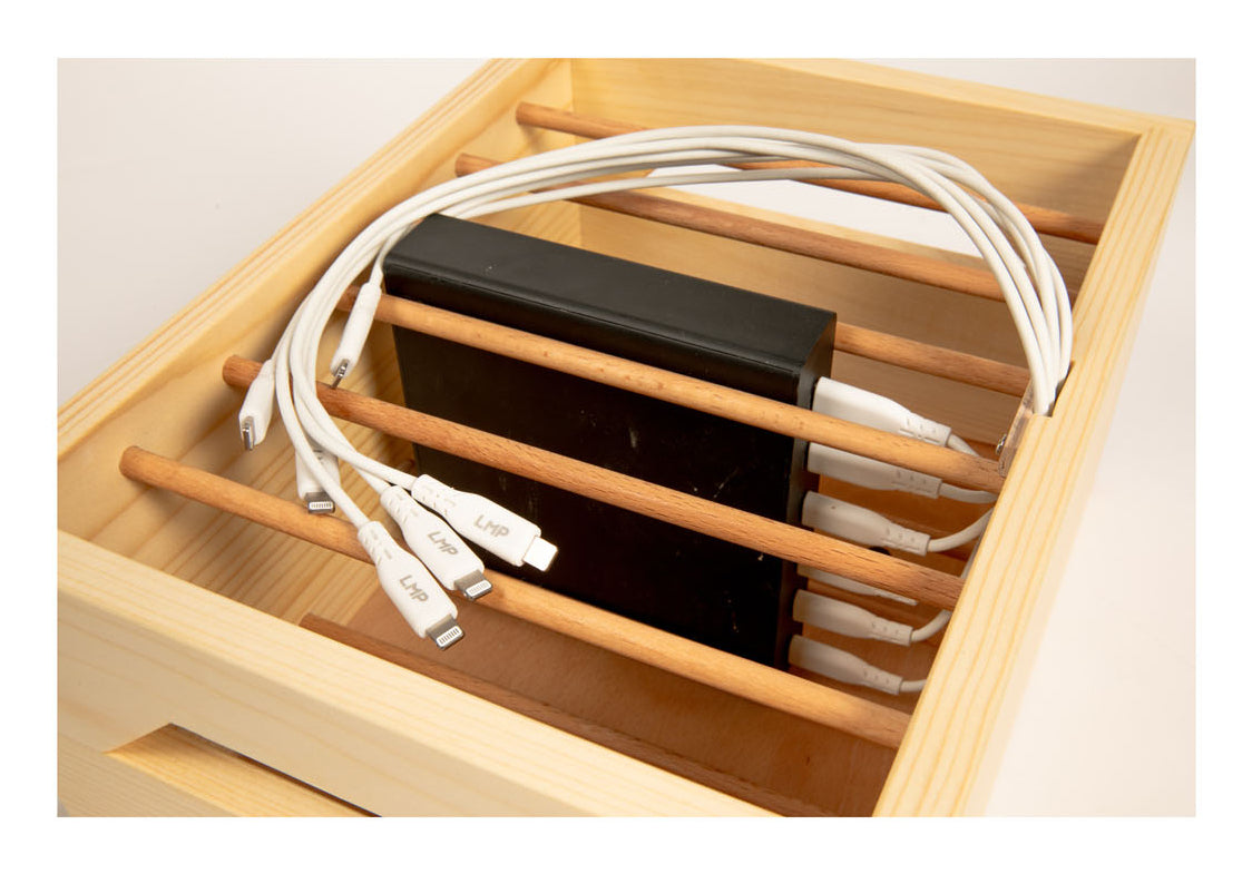 LMP anyBox Ladestation – 144 W – für 12 Geräte