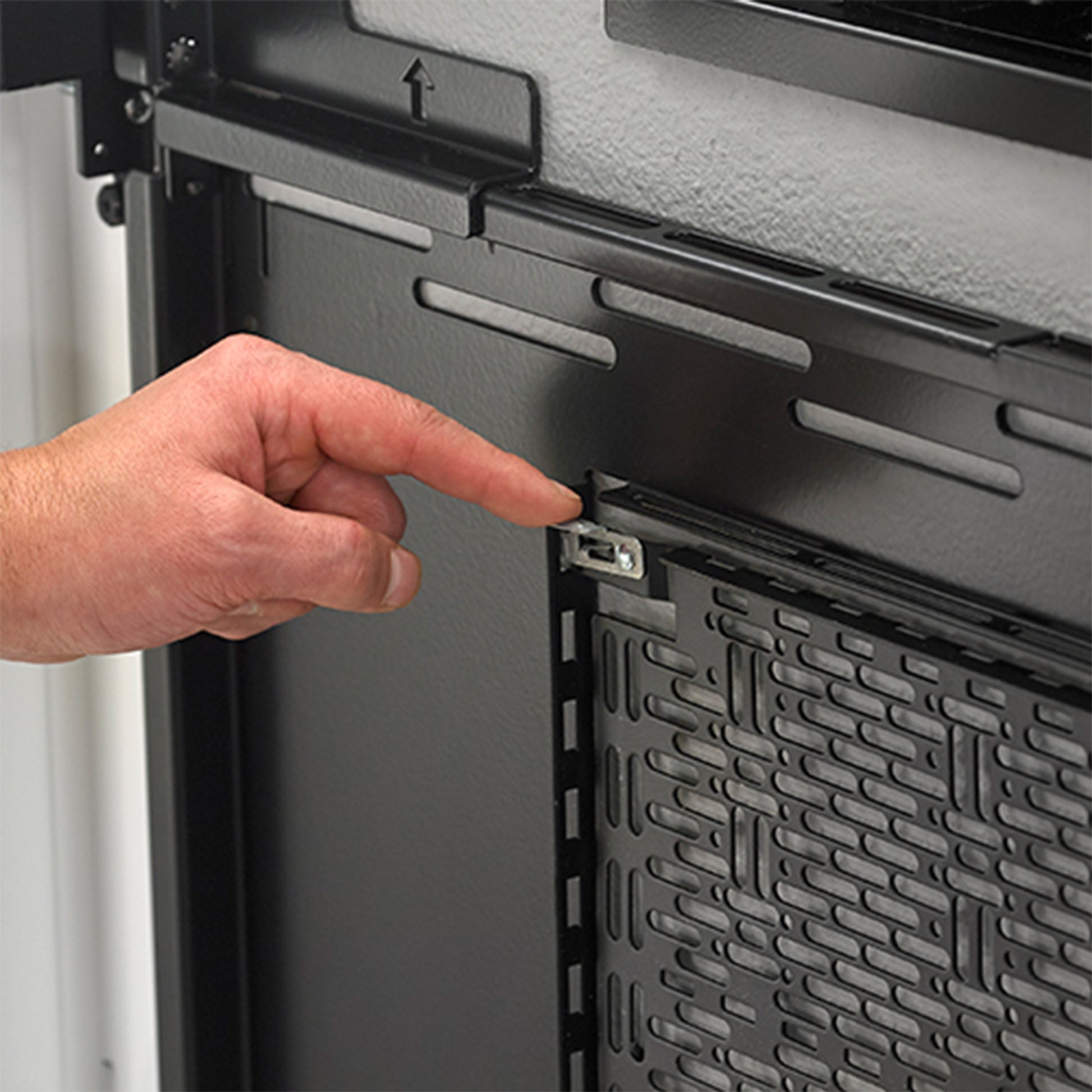 Chief Wandhalterung – bis 65" – VESA 300×300–600×600 – bis 79,4 kg, für PAC525, PAC526 – LW65UBP