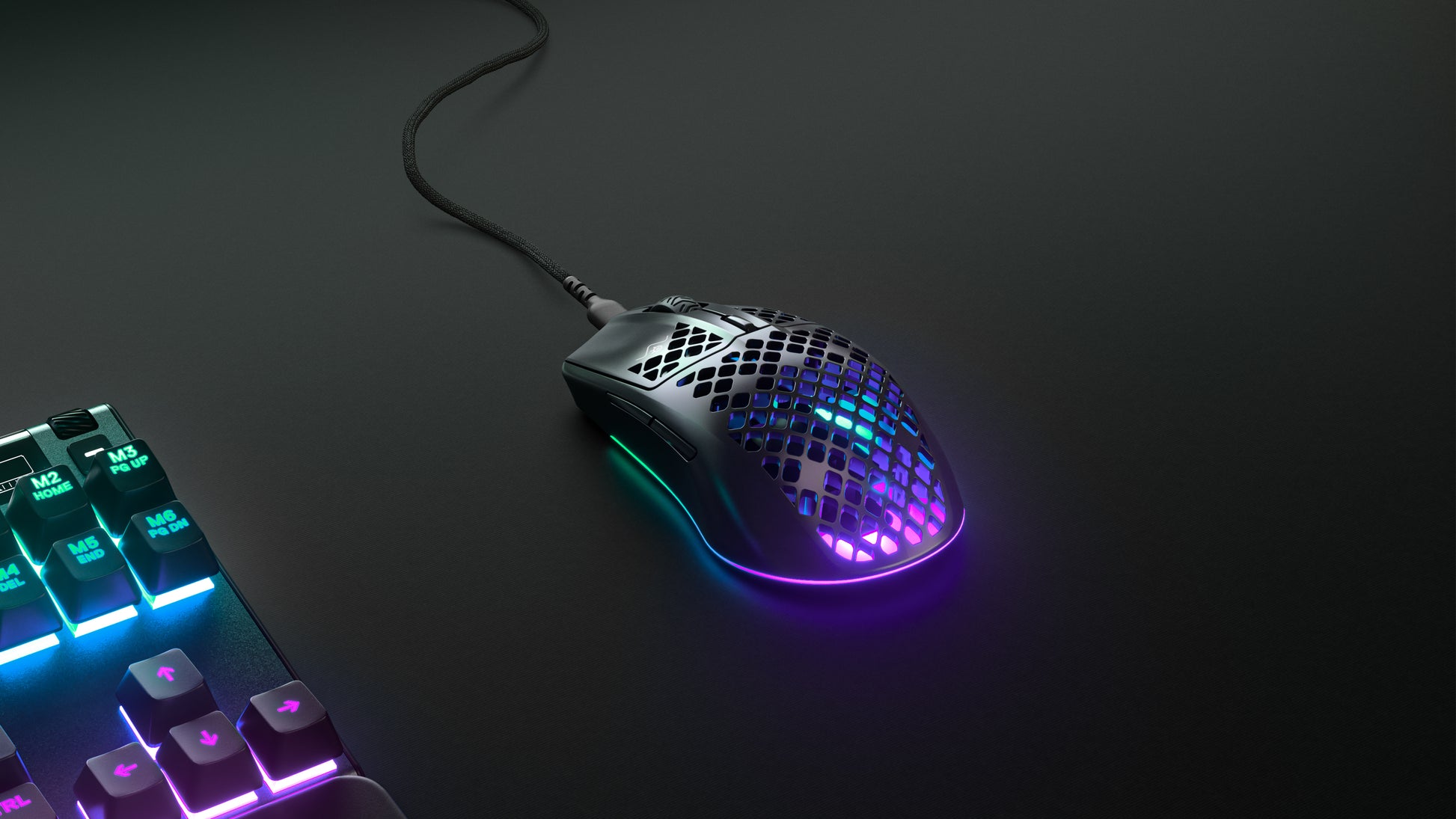 SteelSeries Aerox 3 – Gaming-Maus – Kabelgebunden (USB-C), 8500 DPI, RGB-Beleuchtung, rechts, Schwarz
