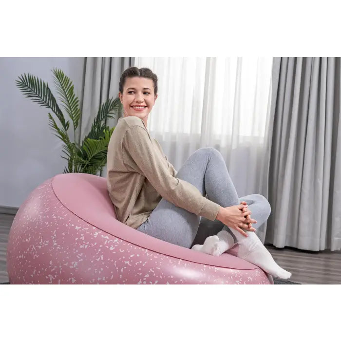 Bestway Sessel Inflate – 112 × 112 × 66 cm – PVC & Velour – rosa – mit Flickzeug