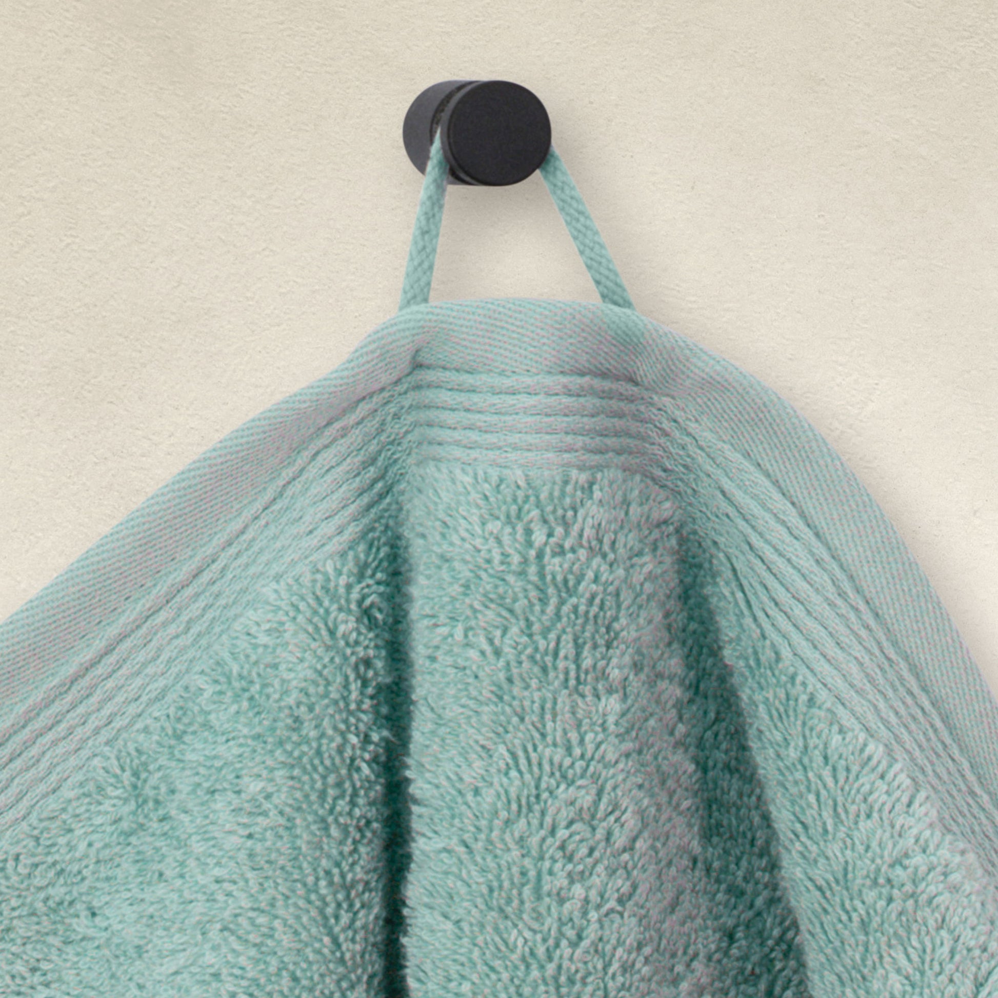 MÖVE Badetuch – 100 × 160 cm – Graugrün – Baumwolle, 550 g/m² – 60 °C – OEKO-TEX Standard 100