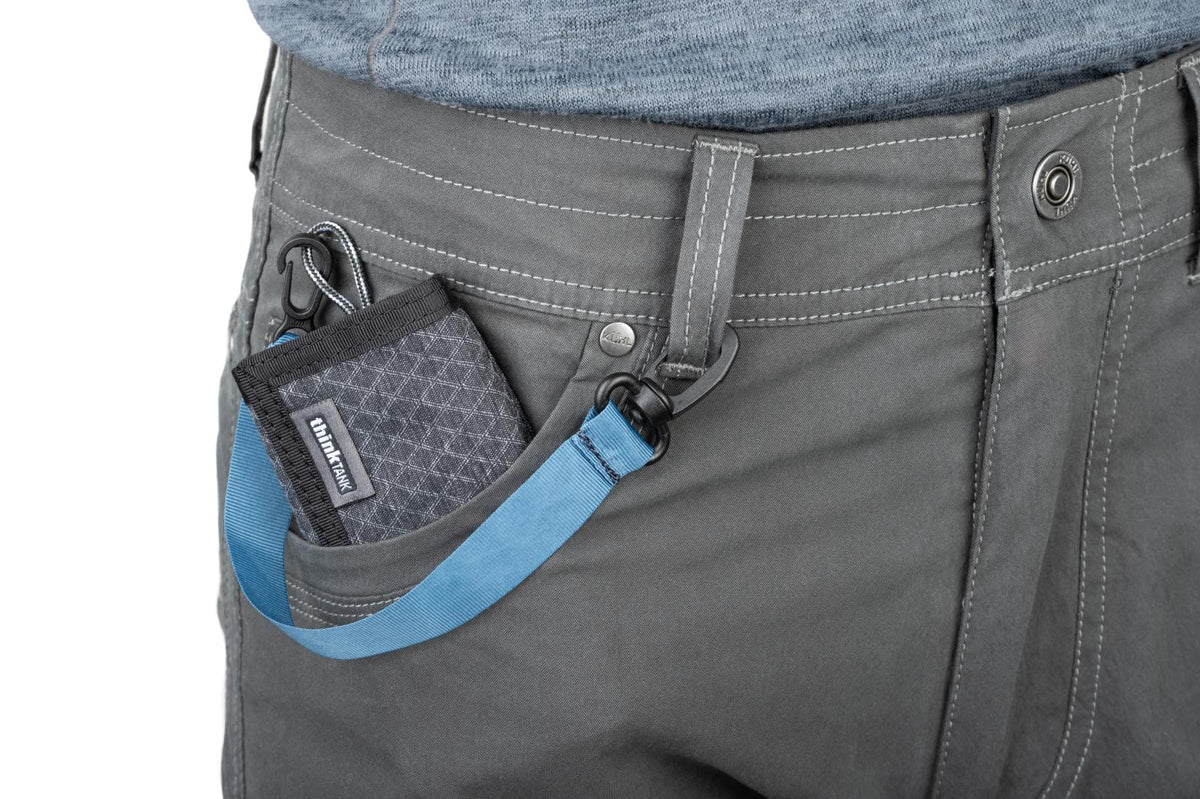 Think Tank Pixel Pocket Rocket V2.0 Kartenetui – Schiefergrau/Schwarz – für CFexpress Typ B, XQD, microSD und mehr