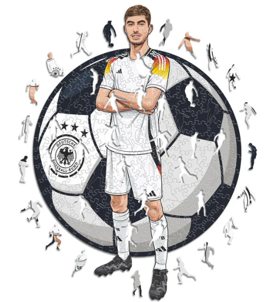 Iconic Puzzles Puzzle Kai Havertz (Deutsche Nationalmannschaft) – 30 × 42 cm – ab 10 J. – Holz, mehrfarbig