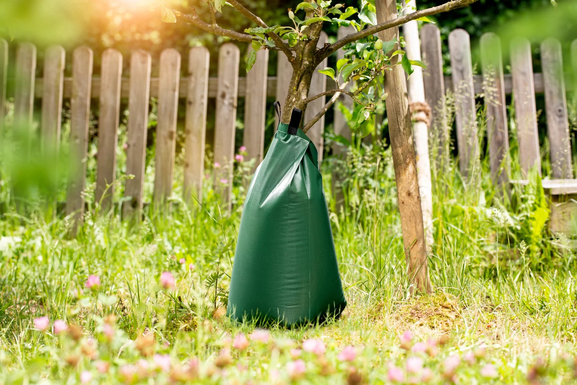 Windhager Baumbewässerungsbeutel 95 l – grün – Ø 320 × 1150 mm