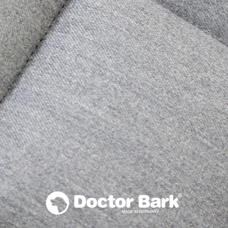 Doctor Bark Wohndecke – Baumwolle, Hellgrau – 80 × 100 cm