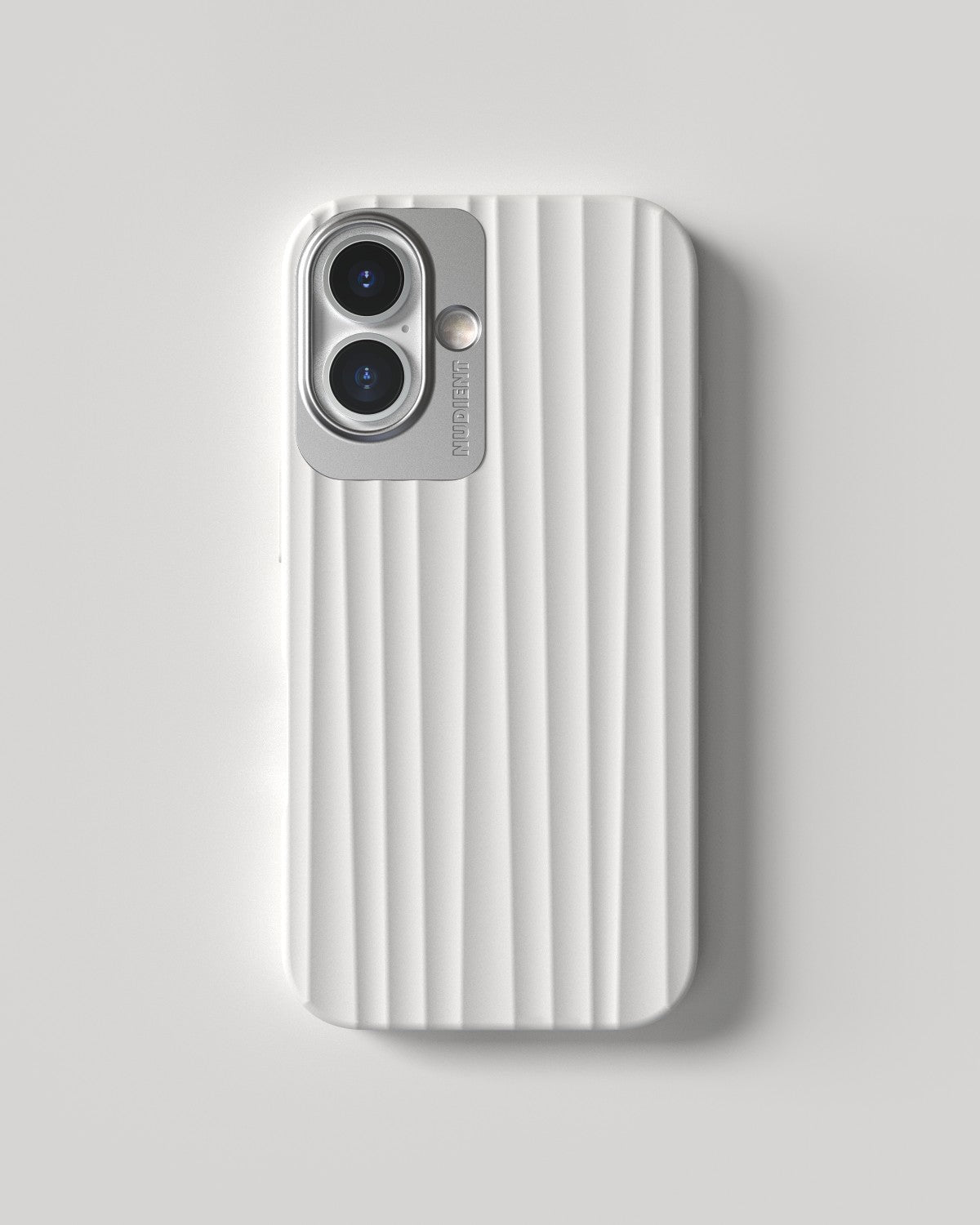 Nudient – Backcover – für Apple iPhone 16 – weiss – MagSafe-kompatibel