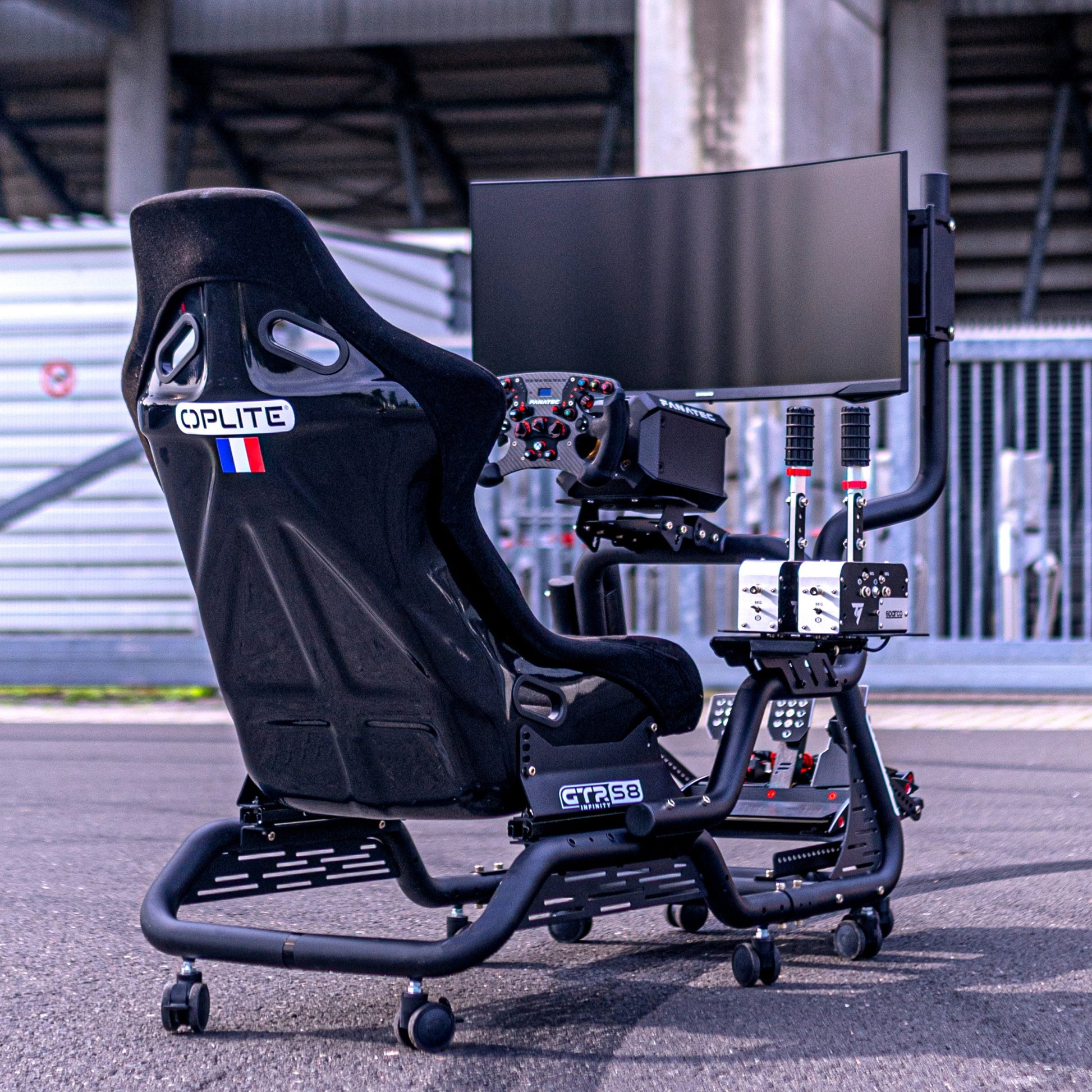 Oplite S8 Infinity – Rennsport-Cockpit, Karbonstahl/Fiberglas, 150 kg, für Fanatec, Thrustmaster, Logitech