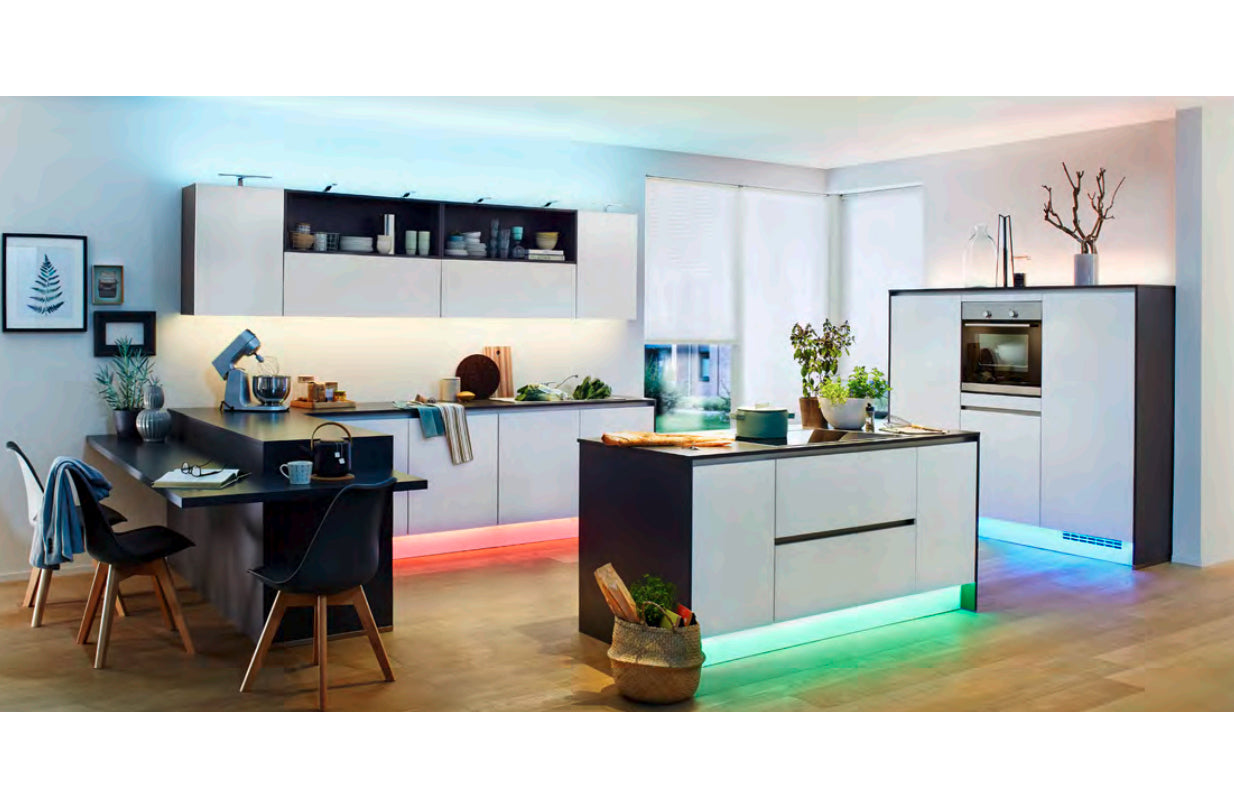 Paulmann LED-Strip MaxLED 250 – Basisset, 1,5 m, 405 lm, 10 W, RGBW, dimmbar, IP44, weiss, inkl. Netzteil