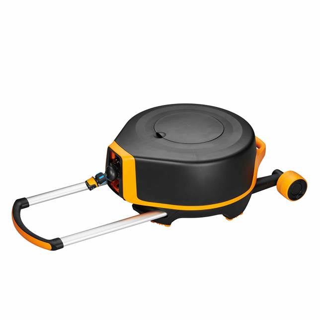 Fiskars Schlauchtrommel 27 m – mit Rädern, 360° drehbar, schwarz/orange, B 600 × H 270 × T 500 mm