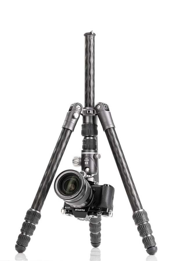 Benro FBAT24CVX25 Bat Dreibeinstativ – 177 cm, Carbon, 4 Sektionen, 16 kg – Kugelkopf & Schnellwechselplatte