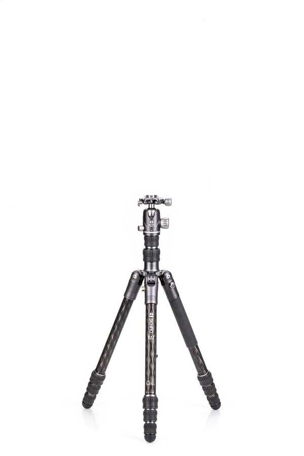 Benro FBAT24CVX25 Bat Dreibeinstativ – 177 cm, Carbon, 4 Sektionen, 16 kg – Kugelkopf & Schnellwechselplatte
