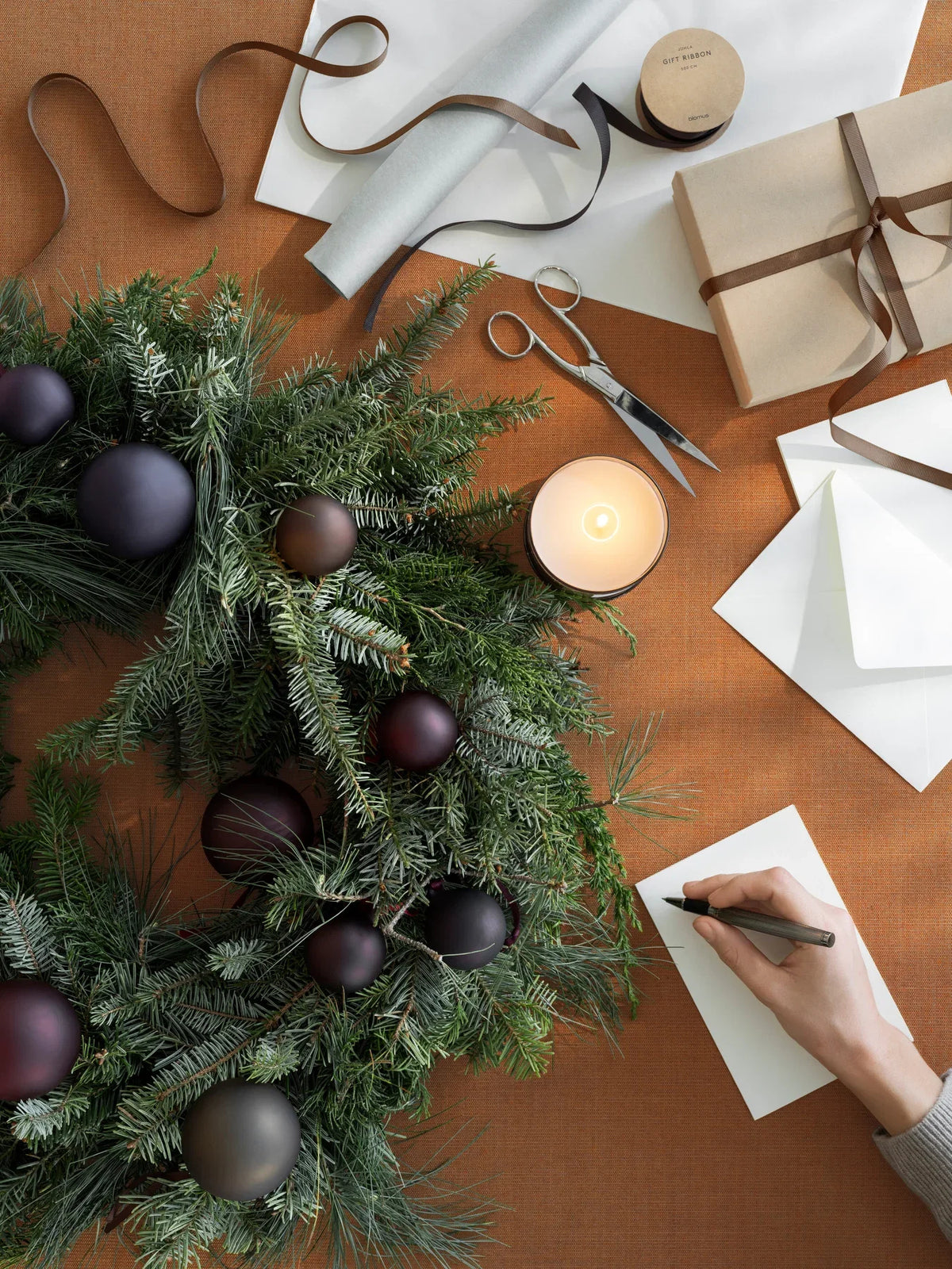 Blomus Weihnachtskugel – Ø 7 cm – Glas & Polyester, Pflaume – 4-teilig