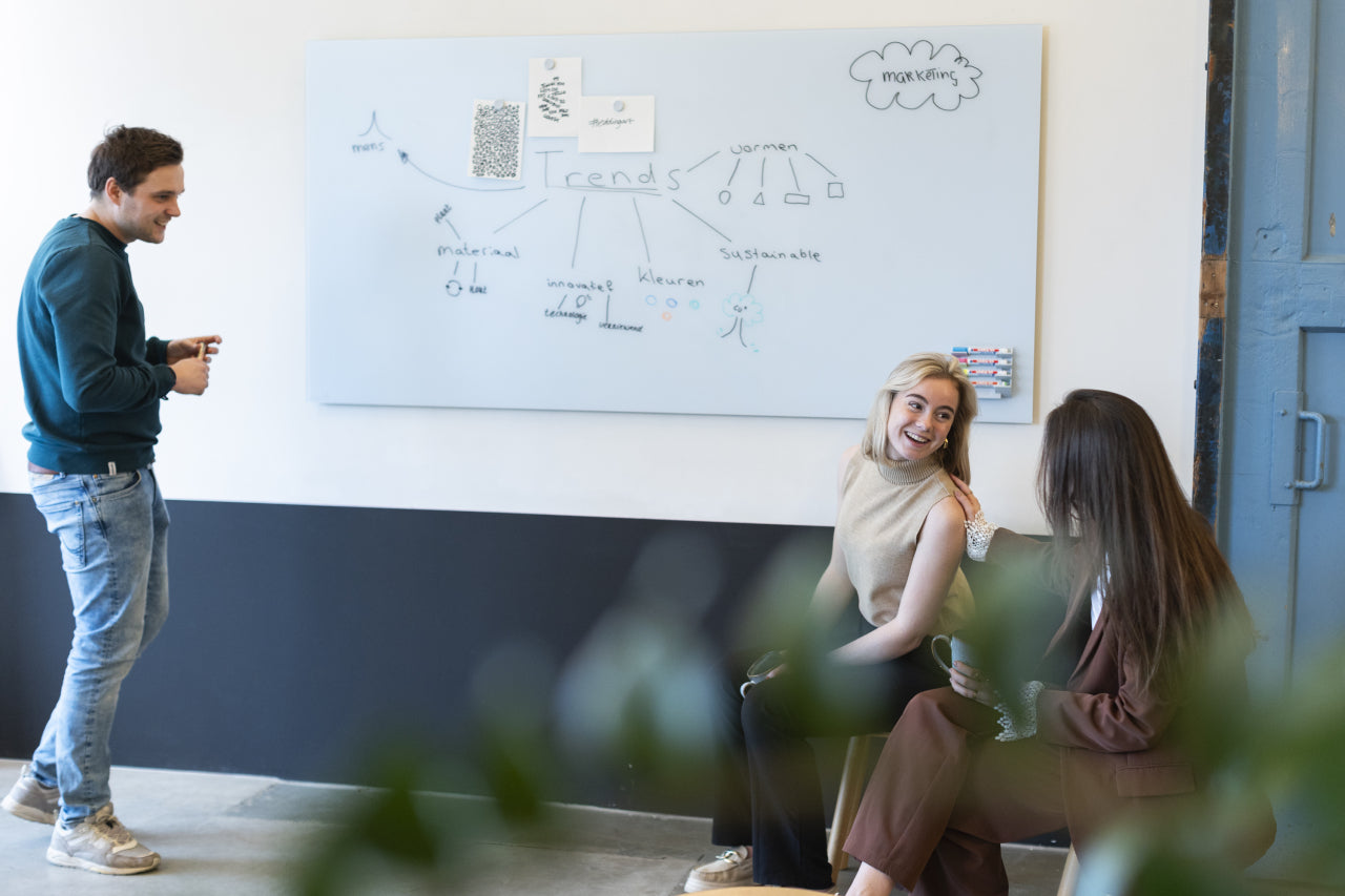 Legamaster Whiteboard – 120 × 90 cm, Glas, magnetisch, Wandmontage, inkl. 2 Magnete