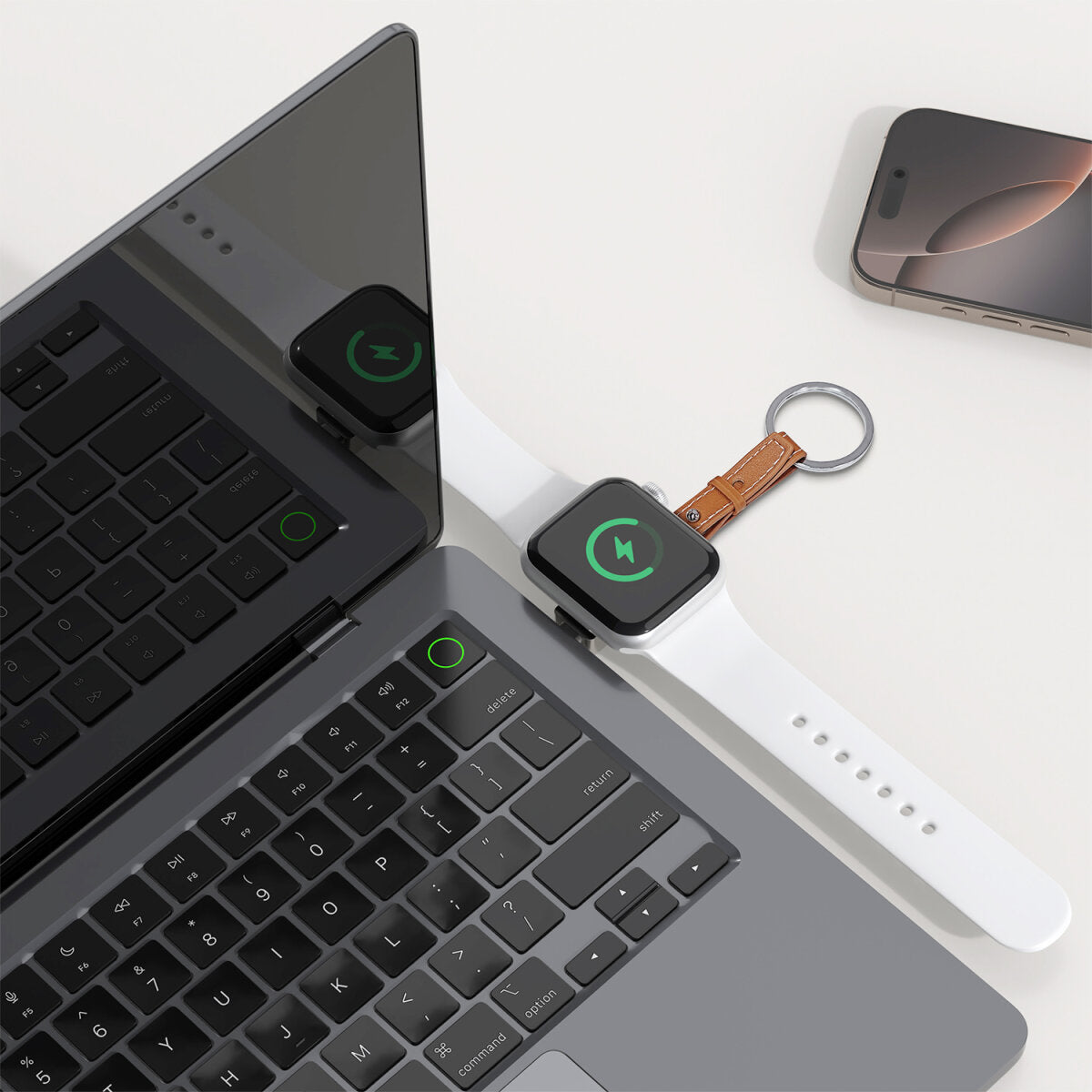 4smarts 541476 Kabelloses Ladegerät 2,5 W – Qi, MagSafe – für Apple Watch (Serie 2–10, Ultra, SE 2. Gen.)