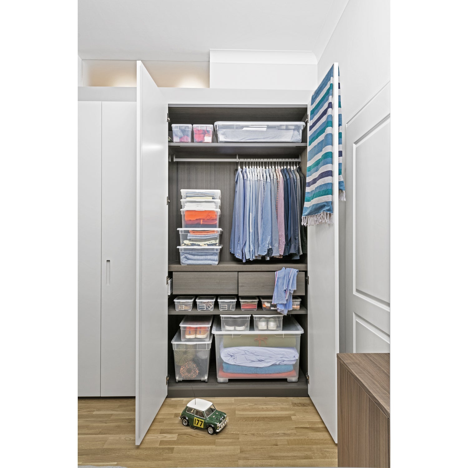 Rotho CLEAR Aufbewahrungsbox Rechteckig 5 l 190 × 330 × 240 mm Kunststoff, Transparent – mit Deckel – 4er-Set
