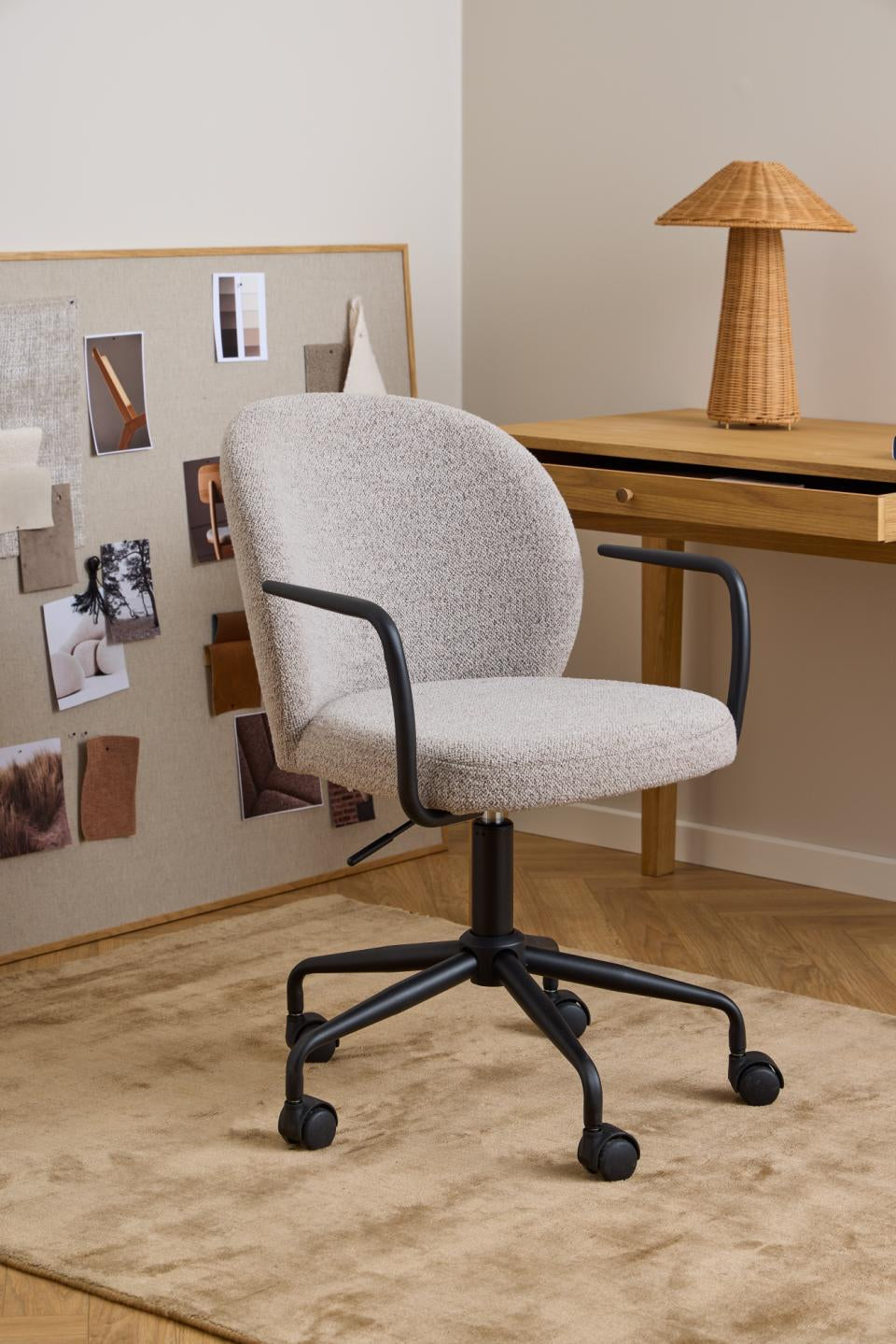 Actona AC Design Bürostuhl Patricia – Stoffbezug, Metallfuss, Beige