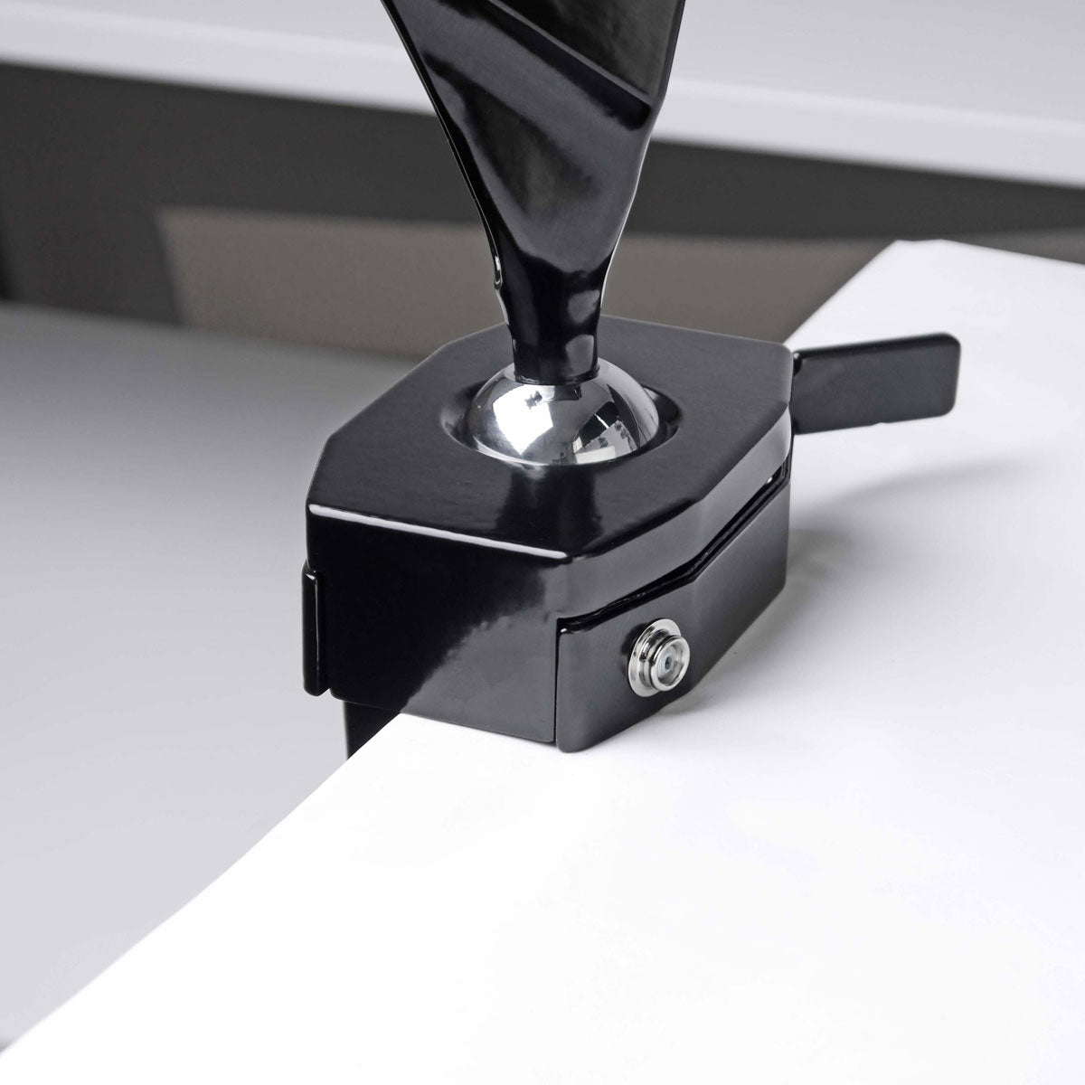 Bernstein Schraubstock Tisch – Backenbreite 50 mm, Spannweite 70 mm – Aluminium